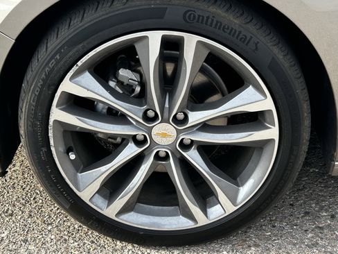 Used 2024 Chevrolet Malibu LT image 9