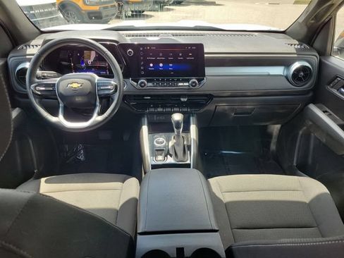Used 2023 Chevrolet Colorado LT w/ LT Convenience Package II AWD/4WD image 12