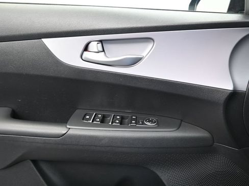 Used 2024 Kia Forte LXS FWD image 16