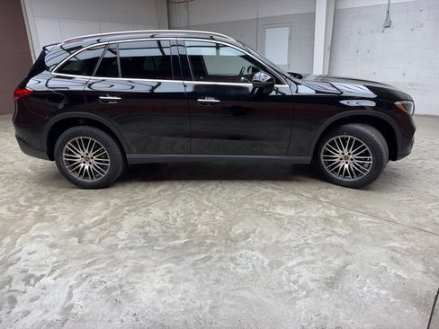 Certified 2023 Mercedes-Benz GLC 300 GLC 300 image 6