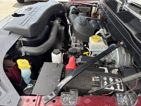 Used 2021 RAM 2500 Tradesman AWD/4WD image 30