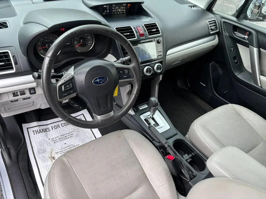 Used 2016 Subaru Forester 2.5i Limited AWD/4WD image 2