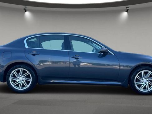 Used 2011 INFINITI G37 x Sedan w/ Premium Pkg AWD/4WD image 7