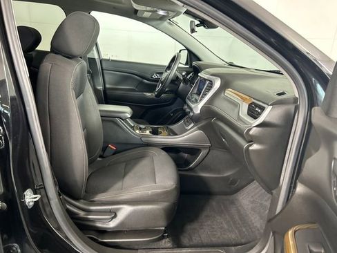 Used 2021 GMC Acadia SLE w/ Driver Convenience Package image 29