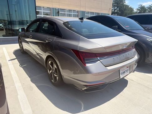 Used 2023 Hyundai Elantra Limited FWD image 6