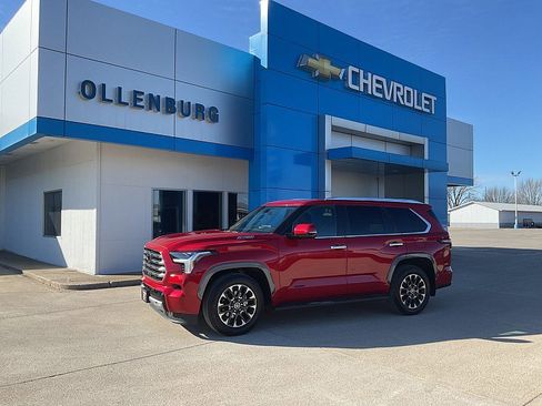 Used 2024 Toyota Sequoia Limited w/ Tow Technology Package image 1