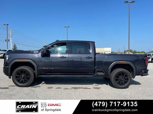 Used 2025 GMC Sierra 2500 AT4 w/ AT4 Premium Plus Package AWD/4WD image 4