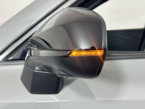 Used 2025 Lexus TX 500h AWD w/ Technology Package image 20