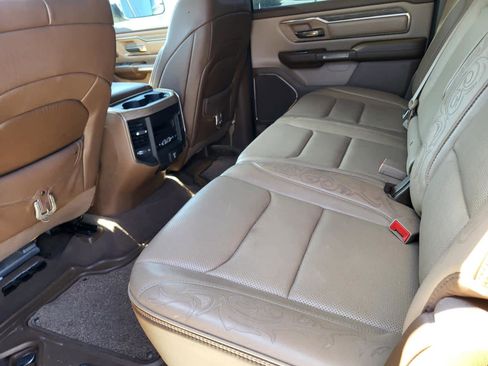 Used 2019 RAM 1500 Laramie Longhorn image 11