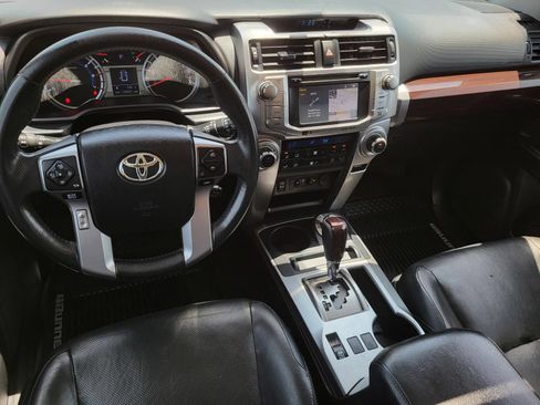 Used 2018 Toyota 4Runner Limited AWD/4WD image 17