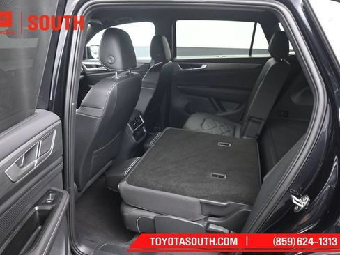 Used 2026 Volkswagen Atlas Cross Sport SE AWD/4WD image 30