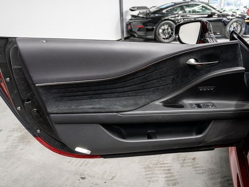 Used 2018 Lexus LC 500 Coupe w/ Touring Package RWD image 37