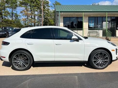 Used 2020 Porsche Macan image 4