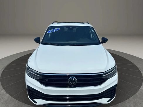 Used 2022 Volkswagen Tiguan SE R-Line AWD/4WD image 12