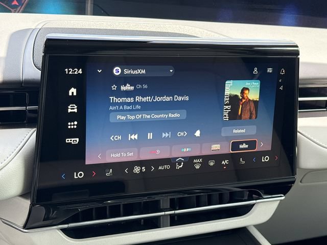 New 2026 Lincoln Nautilus Premier AWD/4WD image 31