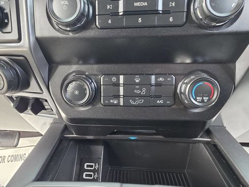 Used 2019 Ford F150 XLT w/ Equipment Group 301A Mid image 21
