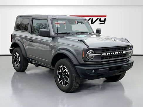 Used 2023 Ford Bronco Big Bend image 1