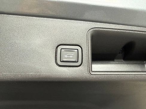 Used 2019 GMC Terrain SLE w/ Driver Convenience Package AWD/4WD image 46