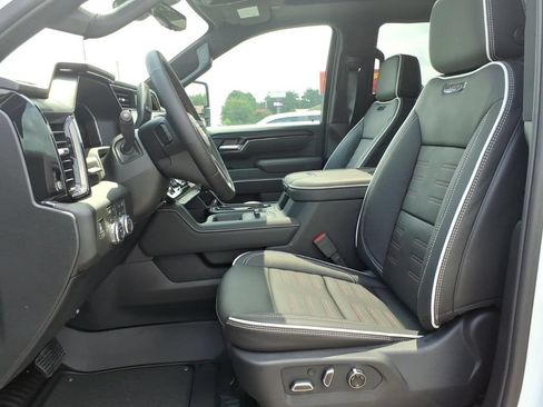 New 2026 GMC Sierra 2500 AT4X AWD/4WD image 12