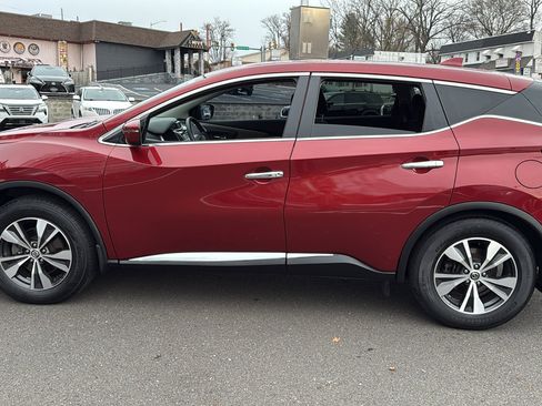 Used 2019 Nissan Murano S image 4