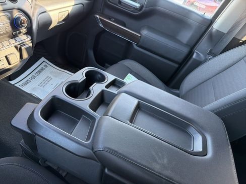 Used 2019 Chevrolet Silverado 1500 LT w/ All-Star Edition image 31