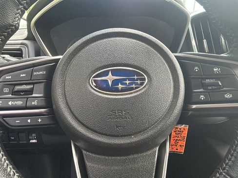 Used 2023 Subaru Ascent Premium AWD/4WD image 17
