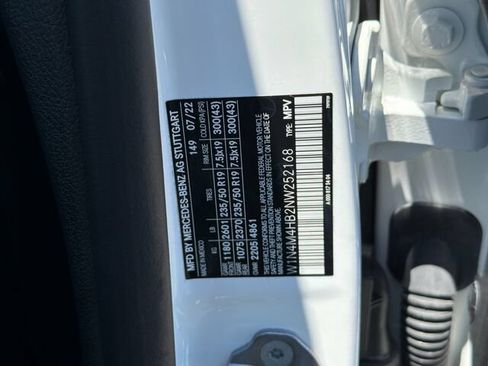 Certified 2022 Mercedes-Benz GLB 250 4MATIC image 35