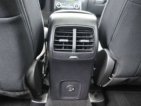 Certified 2022 Ford Escape SE w/ SE Sport Appearance Package AWD/4WD image 24
