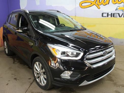 Used 2017 Ford Escape Titanium w/ Equipment Group 301A FWD image 4
