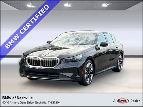 Certified 2026 BMW 540i xDrive AWD/4WD image 1
