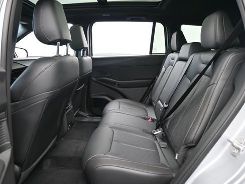 New 2026 Jeep Cherokee Overland image 31