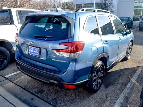 Used 2023 Subaru Forester Limited image 3