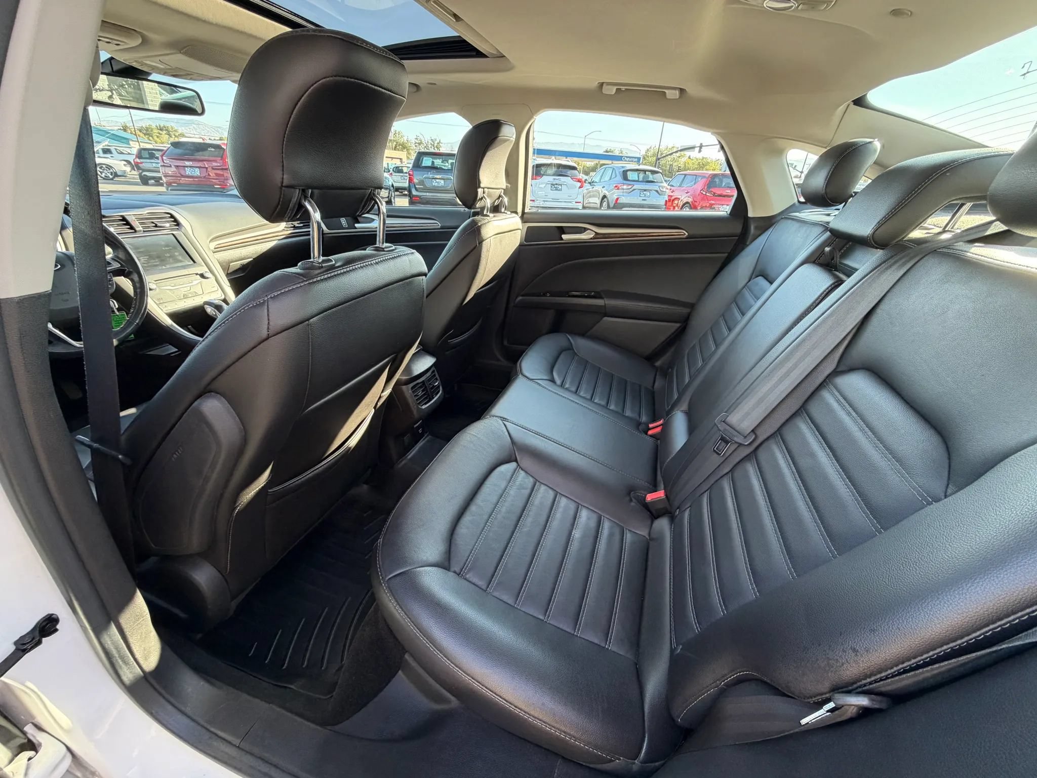Used 2013 Ford Fusion SE FWD image 18