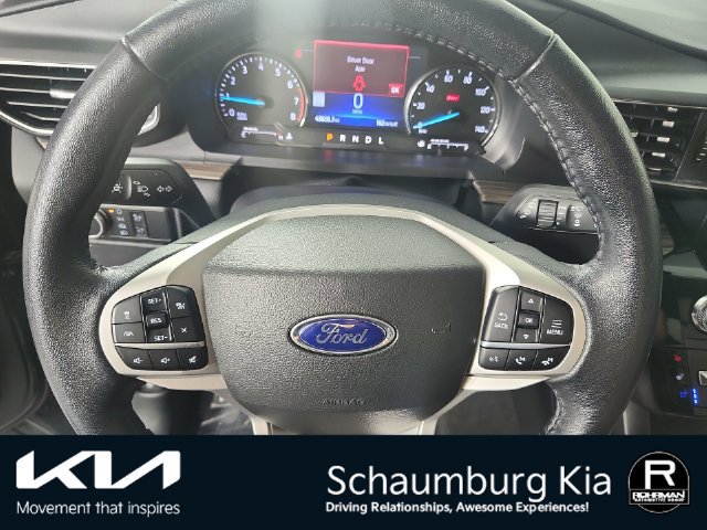 Used 2022 Ford Explorer Limited w/ Limited Technology Package AWD/4WD image 12