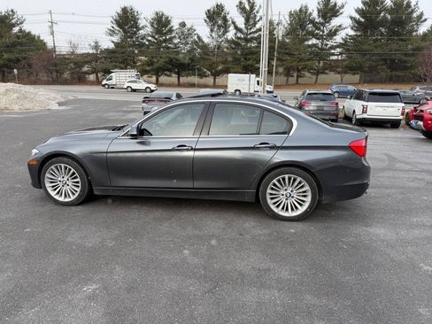 Used 2014 BMW 328i xDrive Sedan AWD/4WD image 7