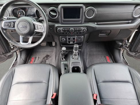 Used 2020 Jeep Wrangler Unlimited Sahara w/ Safety Group AWD/4WD image 9