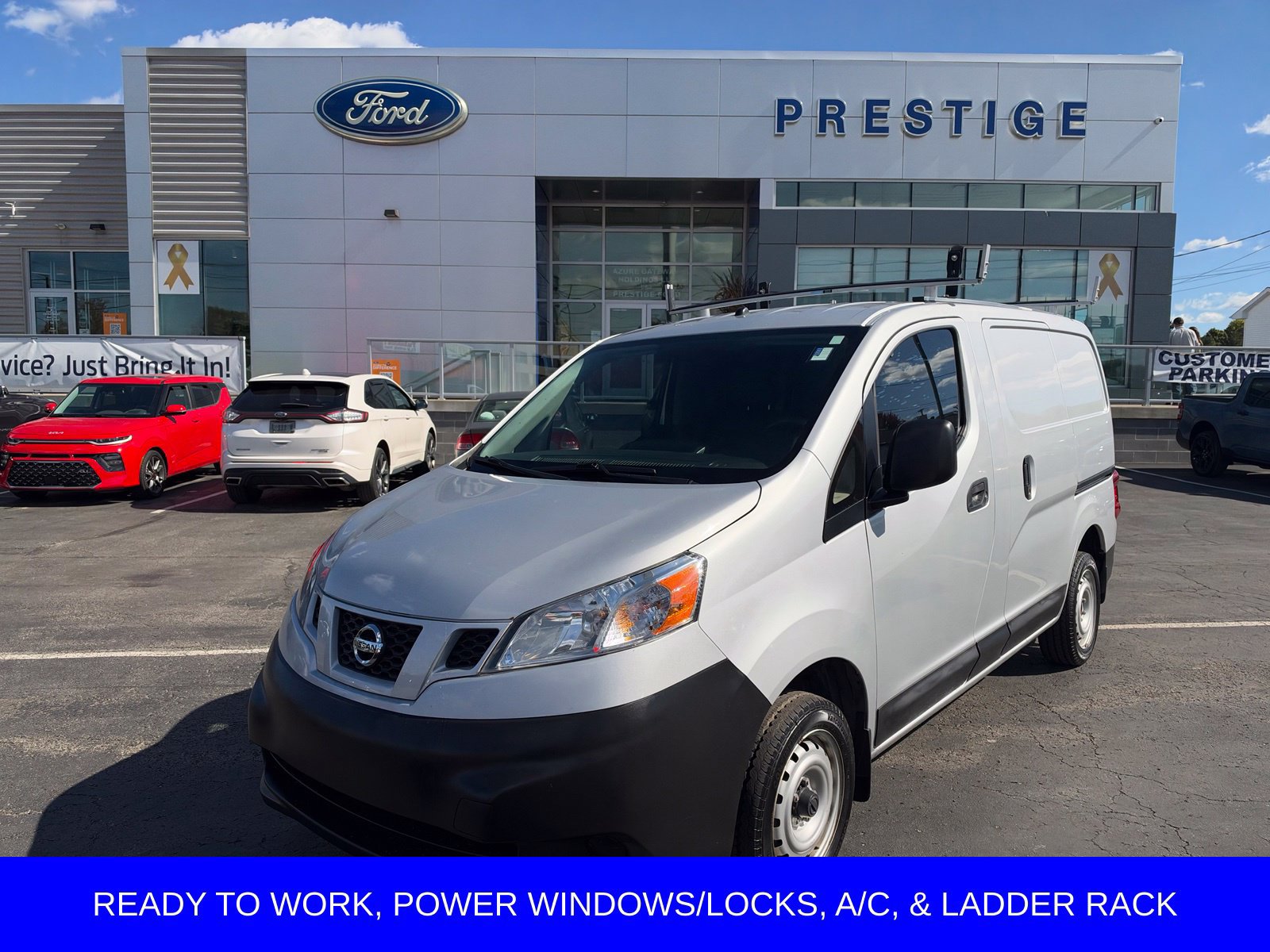 Used 2019 Nissan NV200 S FWD image 1