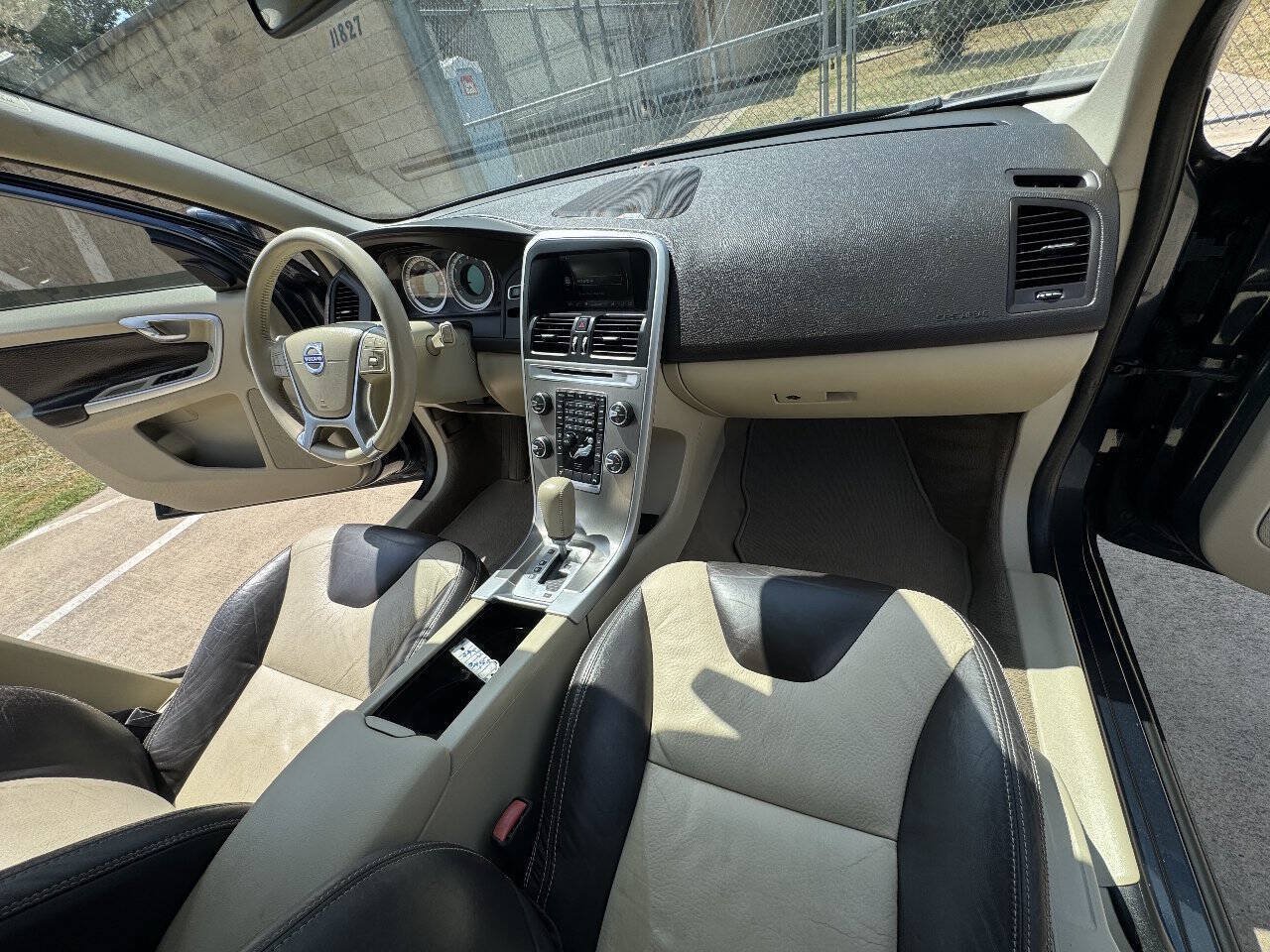 Used 2012 Volvo XC60 T6 AWD/4WD image 26