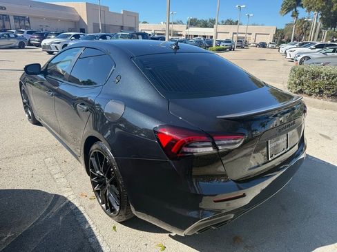 Used 2021 Maserati Ghibli S GranSport image 7