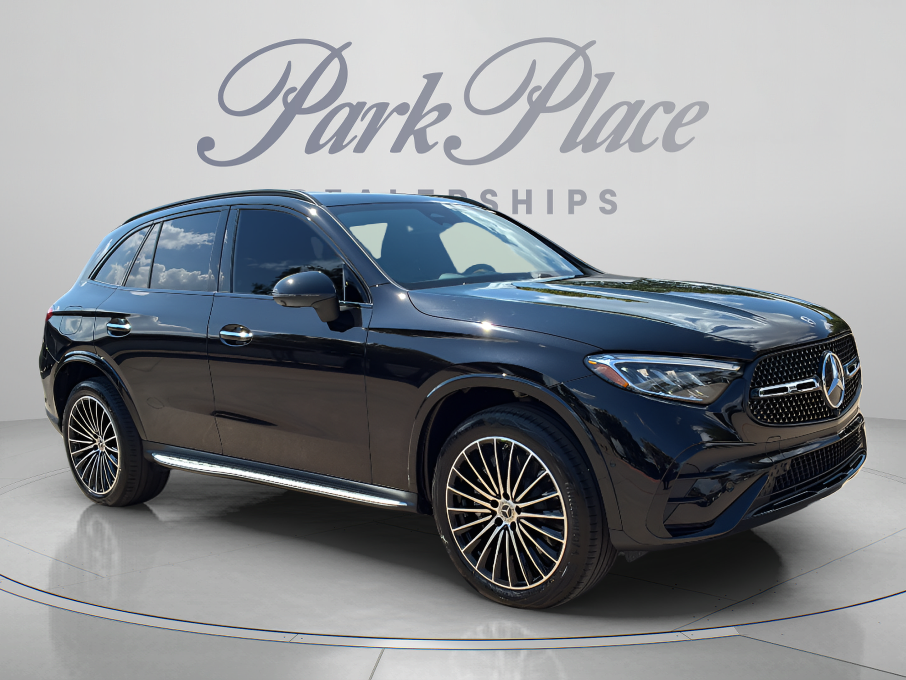 Used 2026 Mercedes-Benz GLC 300 image 7