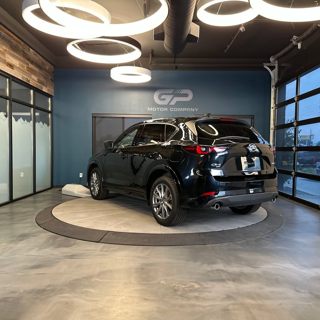 Used 2024 MAZDA CX-5 AWD 2.5 S w/ Premium Package image 5