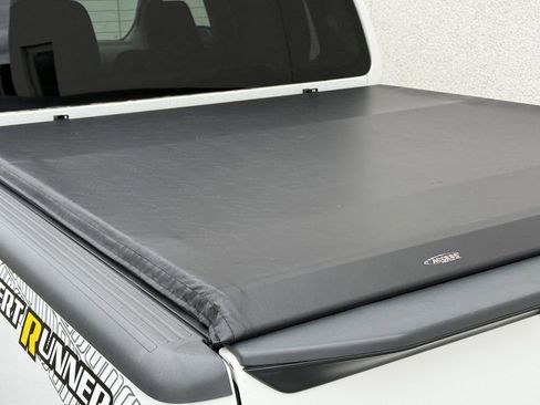 Used 2013 Nissan Frontier Desert Runner image 5