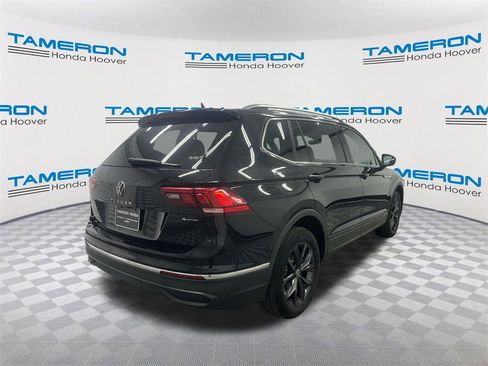 Used 2024 Volkswagen Tiguan SE image 5