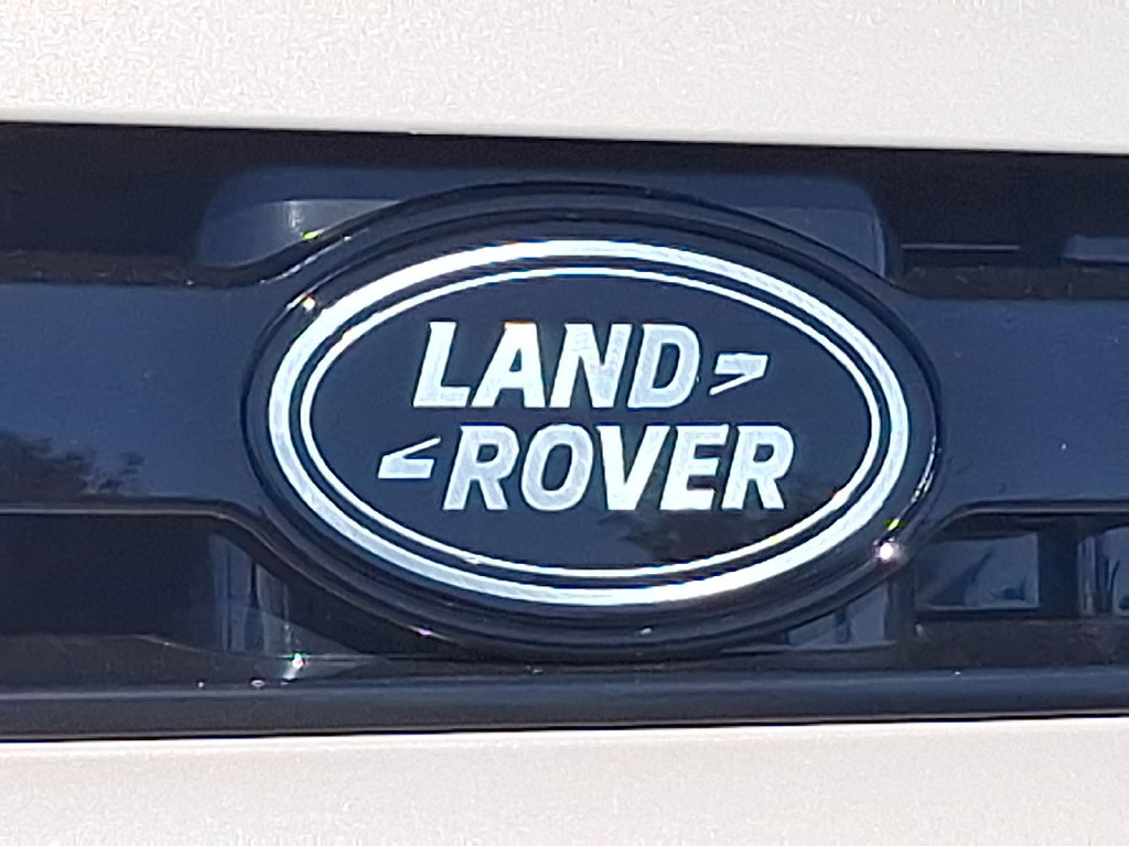 New 2026 Land Rover Defender 110 S AWD/4WD image 17