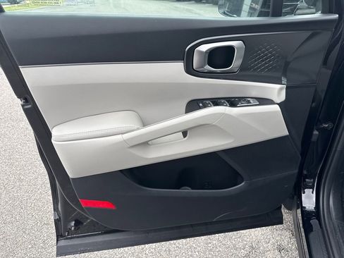 New 2025 Kia Sorento S w/ Panoramic Sunroof Package image 10
