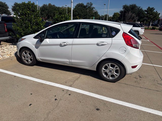 Used 2014 Ford Fiesta SE FWD image 4