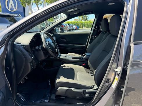 Used 2021 Honda HR-V Sport image 10