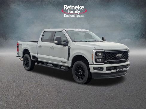 New 2026 Ford F350 Lariat w/ Black Appearance Package image 3
