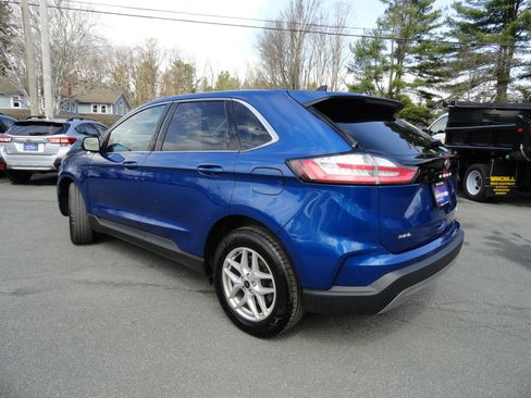 Used 2024 Ford Edge SEL image 7