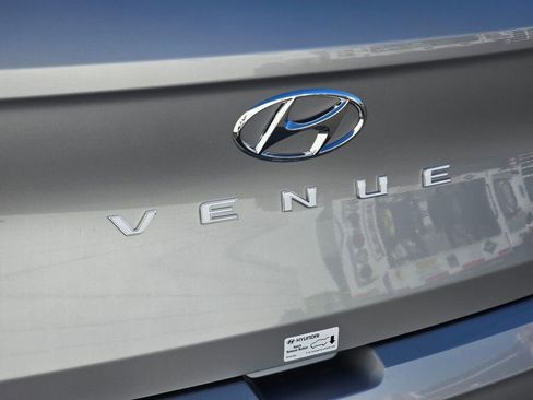 New 2026 Hyundai Venue SEL image 14